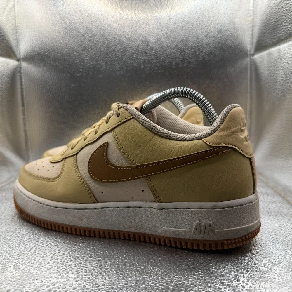 Size 6.5Y Nike Air Force 1 LV8 Brown‎ Youths Low Top Lace Up Sneaker DQ5973-200